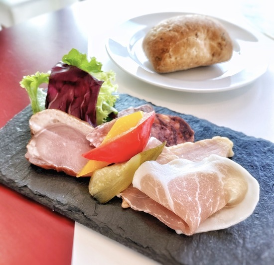 4D12320B-AA32-4D4B-9B2D-089DD98363CD