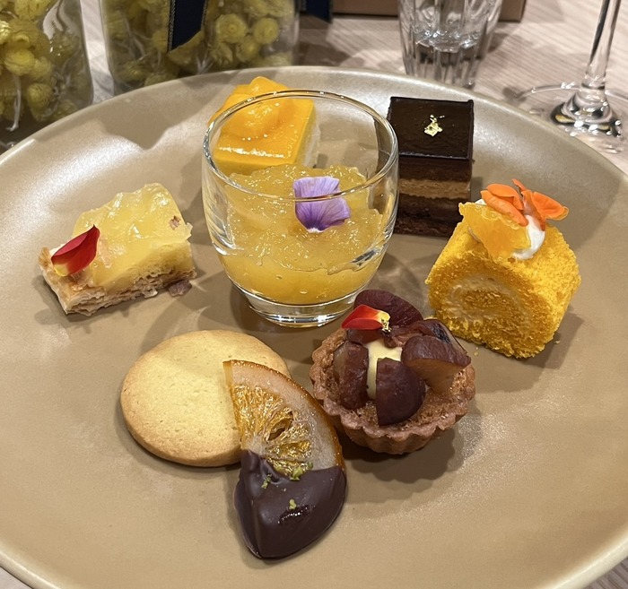 9E5B63F7-C1CC-4BEC-A6A1-FA02E5E12492