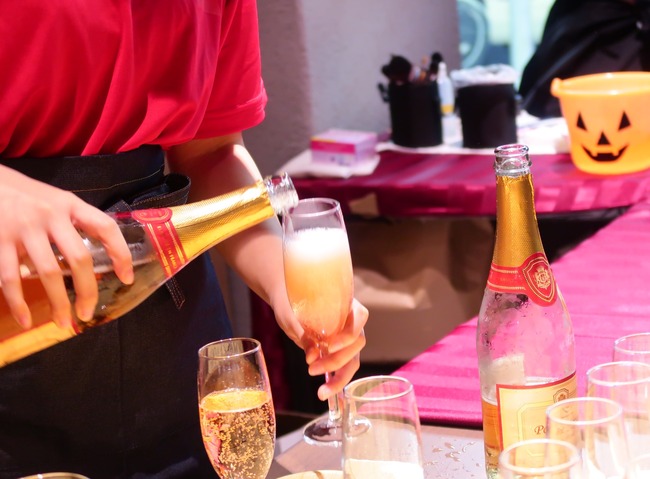 C299FA87-B494-4A6A-9A8C-F97736321C70