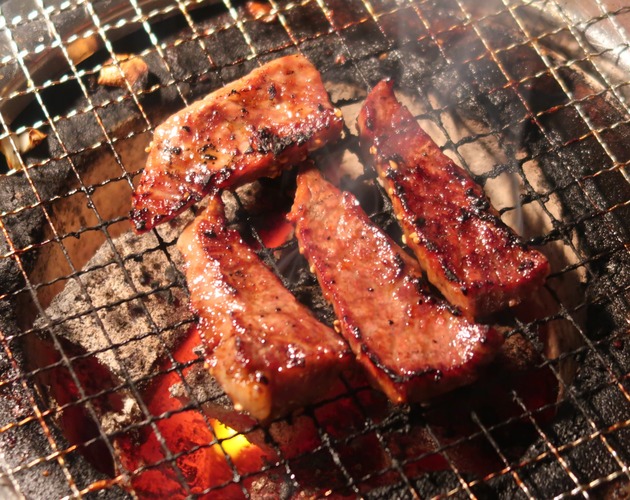 おすすめ 極上焼肉がリーズナブルな価格で食べられる北浜の隠れ家 水七輪炭火焼肉 北浜にくや くろにゃんの孤高のグルメ だめだめダイエット おすすめ 極上焼肉がリーズナブルな価格で食べられる北浜の隠れ家 水七輪炭火焼肉 北浜にくや くろにゃんの孤高のグルメ だめだめダイエット