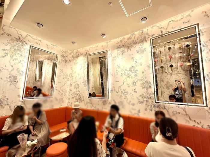 6100FC6D-57E9-40BA-8DE2-9A8448D0713A