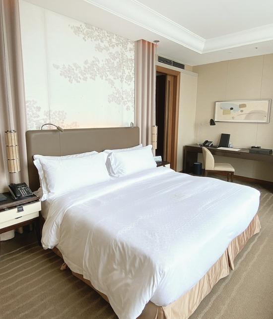 1352CDD6-35F2-4DBA-868C-7DCB58A87AAF