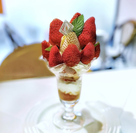 AAEEDBB9-D346-40AE-98FF-248A438CD33C