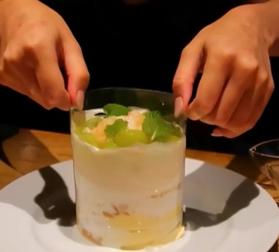 E426B61B-318B-4444-BC55-116F4EC2BA08