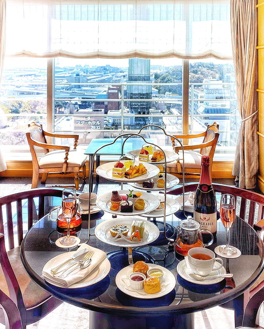 8FB57263-3AF8-4DFA-BE6D-CED43F7A28C0