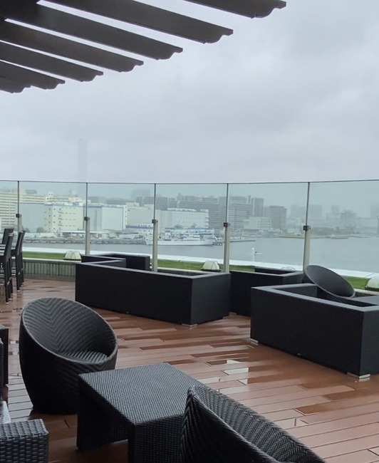 1533A162-4767-46D5-846D-2FD4C7E89543