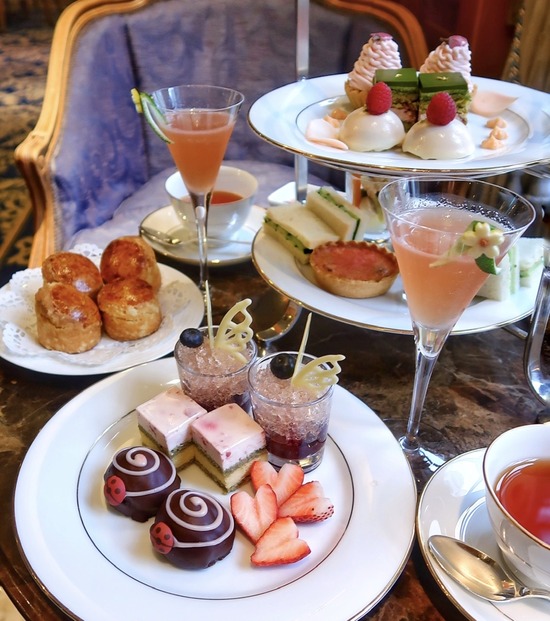 EC379E4C-C010-4F4F-91EC-768E114C1650