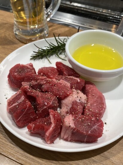 F569CA06-0528-48EC-BABA-7021CA01E86D