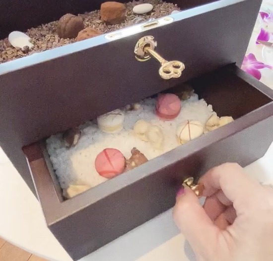 6FBCBF0C-66EA-4625-A682-A817AD7860E3