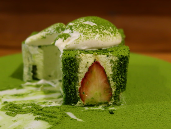 EE833B69-FB7C-41AB-B67A-4DAB68A7AA2D