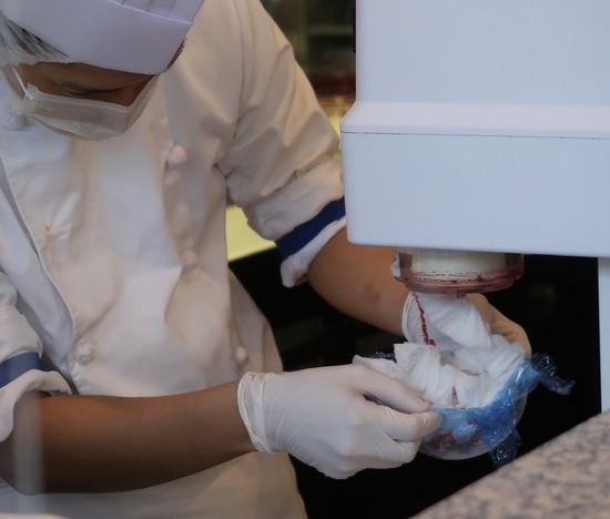 49B54D18-2261-4445-BBCD-B733AC7EF0F3