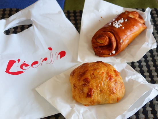 EBD27847-5212-4B7A-AE3B-C4E54EEEE6F4