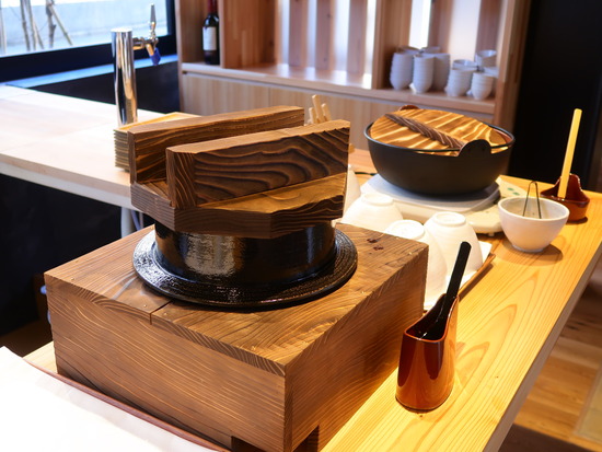 4EE6FB2F-F056-4CDB-A267-739EE8A9C300