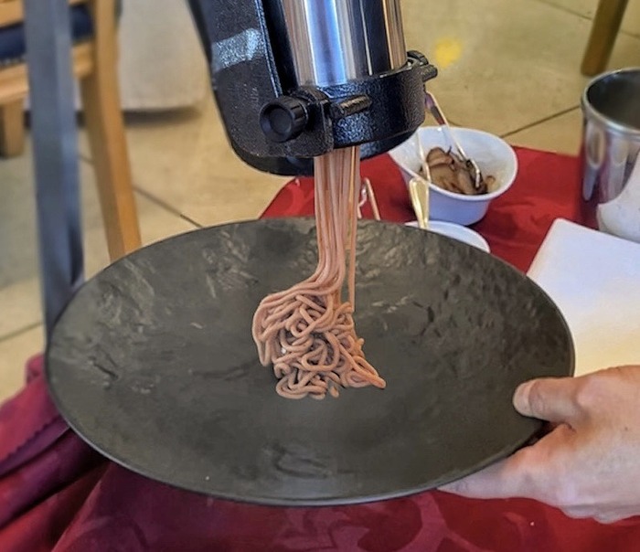 8A40E727-A4BA-47AF-8F39-2E0C2AB8D174