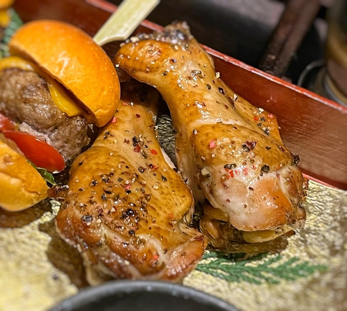 FC4D9090-A52B-4F21-BA49-00663E73B23A