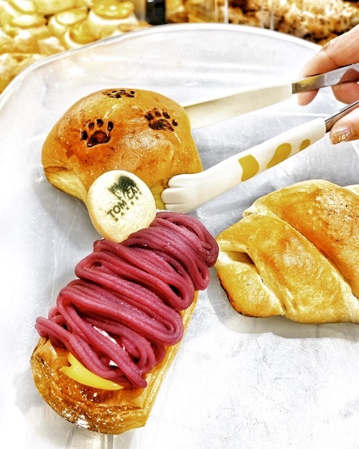 B5FB56D3-0CD5-4DF8-B221-47375FA18A9B