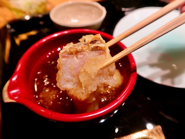 E7BB280D-A705-4104-AB4F-212AB02DE074