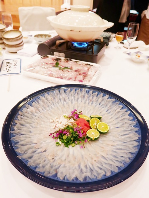 AECF79BB-EF07-4694-AAAB-04EA1E27B08E