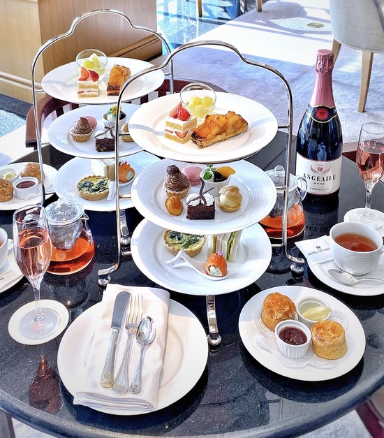 28315260-4D37-4907-9067-EA7472C06D74