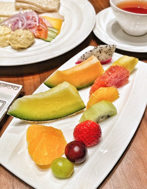 E38B99D3-E102-43B7-875C-6B0B075C77E9