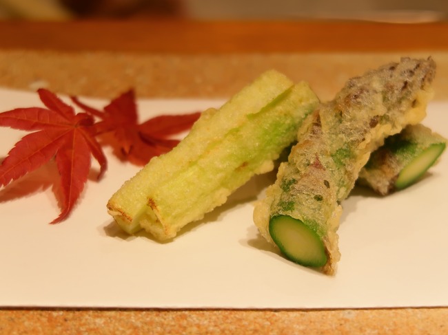 6B100C4F-5825-4239-B4C5-864940751465