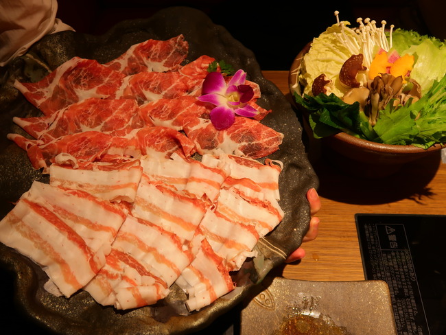 067EBAEC-9C56-4A2E-87C9-7D703BDC1F4E