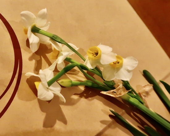 9661D708-6A37-4050-B749-34B74AF8794D