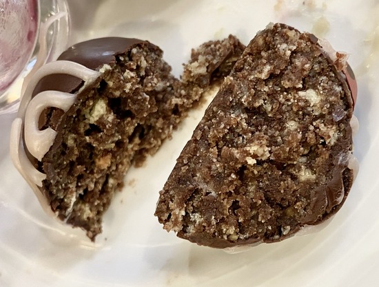 7E62A63E-0472-43F1-B667-DEC7F90A944D