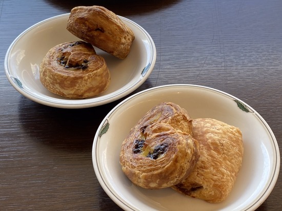 F1D77E12-DB7D-4A4D-A00A-BDA4FC9BD978