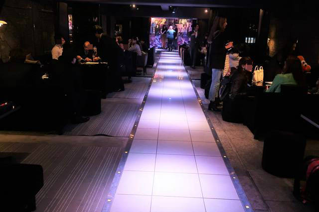 11 1オープン 大人のお子様ランチ ラグジュアリーなミナミの隠れ家 Runway Lounge ランウェイ ラウンジ くろにゃんの孤高のグルメ だめだめダイエット 11 1オープン 大人のお子様ランチ ラグジュアリーなミナミの隠れ家 Runway Lounge ランウェイ ラウンジ くろにゃんの孤高のグルメ だめだめダイエット