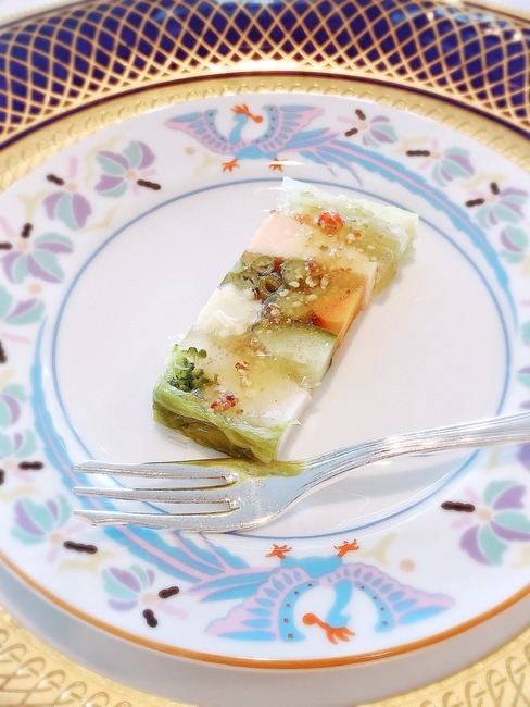 1CF8834E-0C90-4C14-817C-79ED91B8ECBD