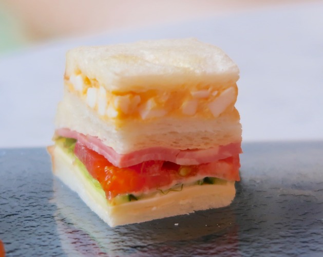 E3007E90-9AAF-4CC0-A532-546F0ABAB10E