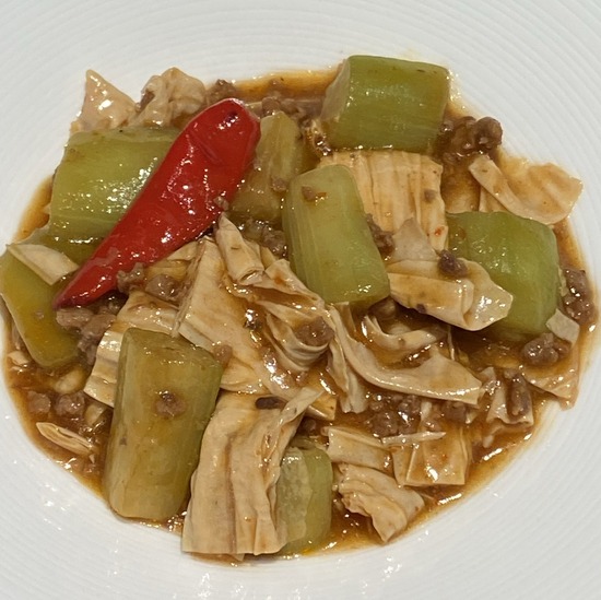 D71C605D-45AE-41AA-B96D-FC8085D993AD