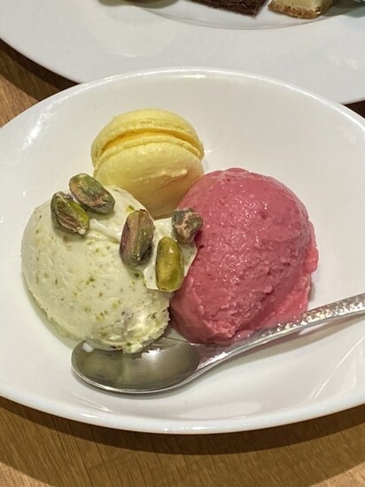 90A35F33-262B-466C-83FE-7C4C18FBACA3