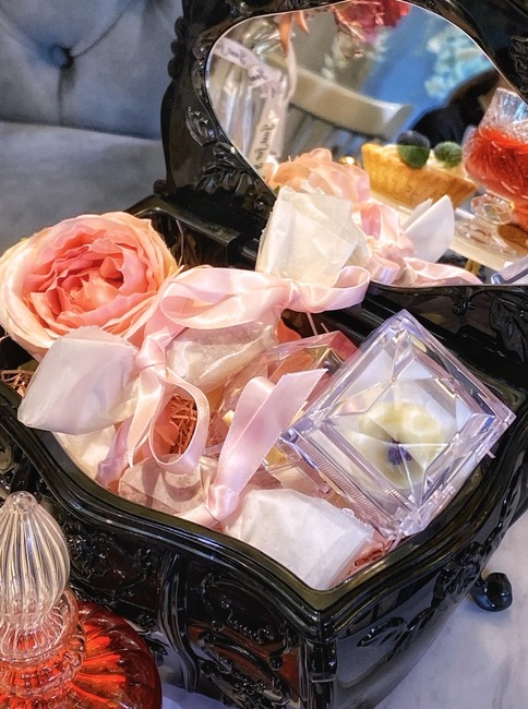 F06702D8-3C71-41B7-9C02-563B61581C7E