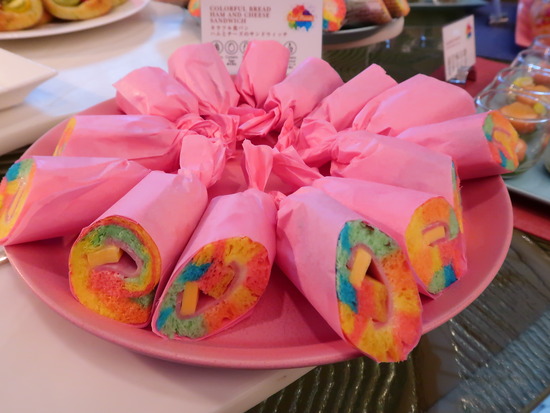 A98FA8A0-C324-409F-8D79-984E7CEACCF8