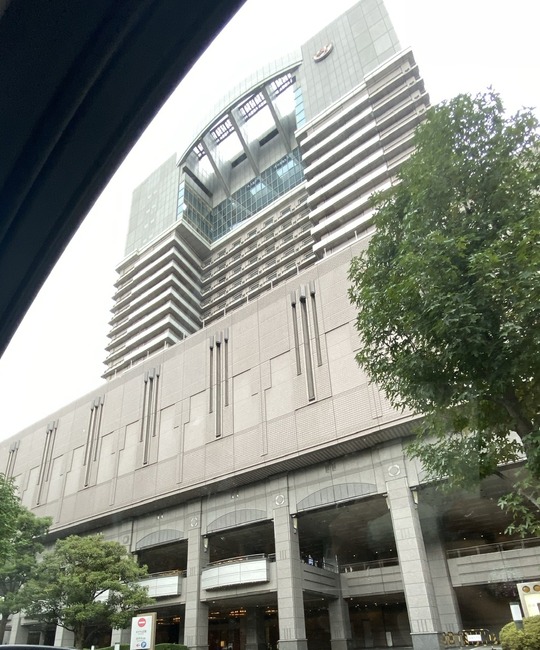 0B931EF9-F412-4EC2-B830-4F03D5E9A5B9
