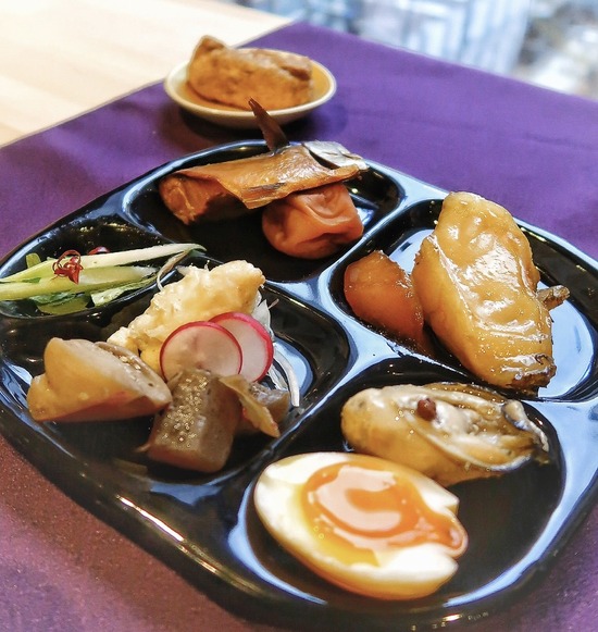 70195673-74ED-4C6C-8861-7B8DA126EEDC