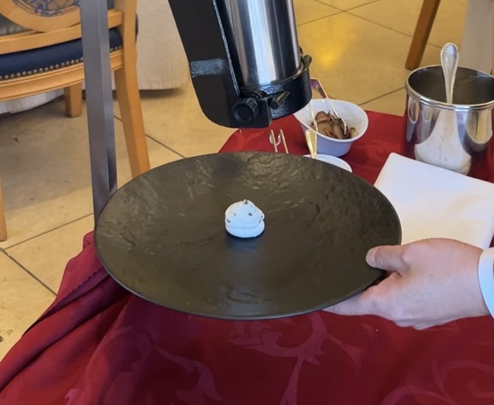 EDEFD664-0806-490F-857E-D72BC0D734B2