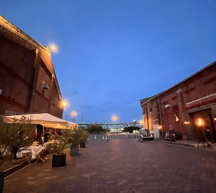 7189BEBD-27E8-40A2-8072-34CE87BAFB3C