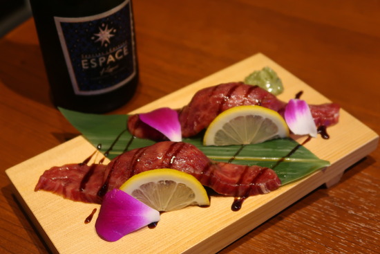 B8E6F10B-CACC-4598-9767-85047C72EAEF