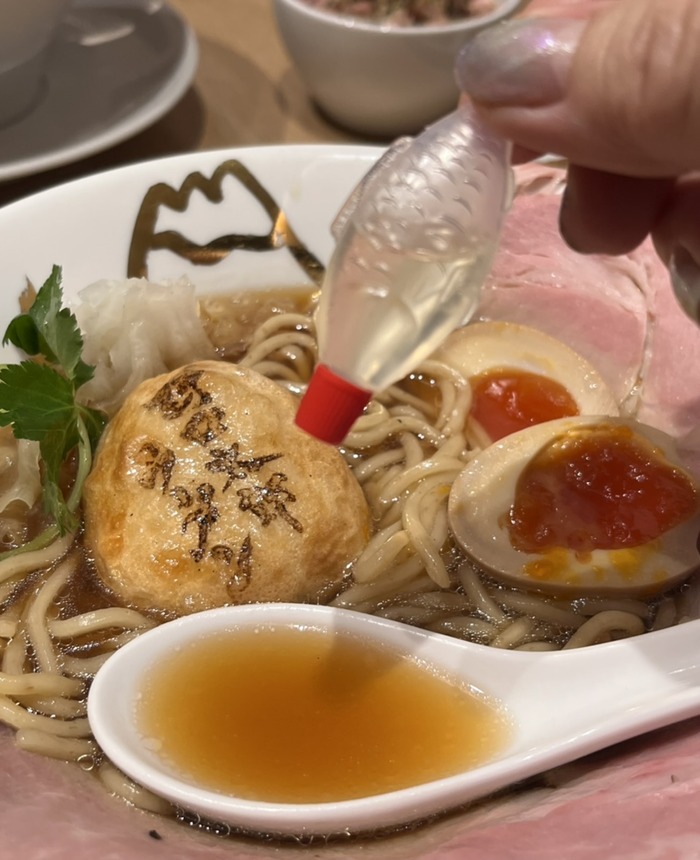 B60D37A1-A74B-40FB-9185-71F8A5EDDE37