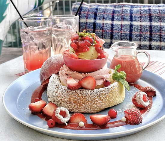 C7081730-E7C7-4D3C-904A-24100D89F46D