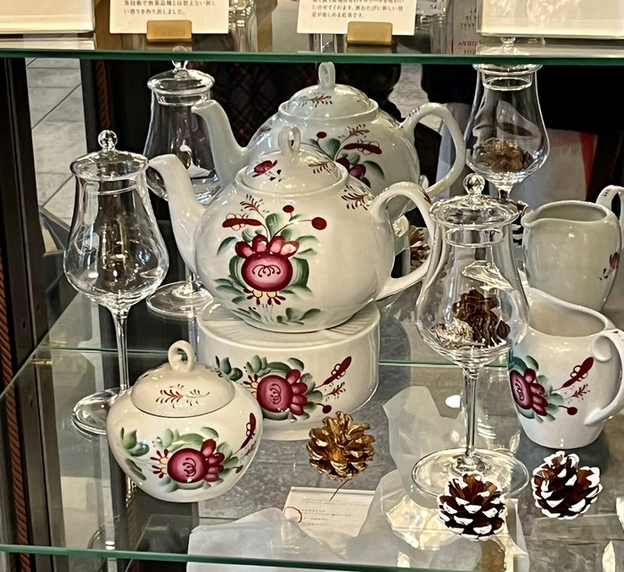 3E5C87FB-6B1F-48E1-BFD4-18470E4277D8