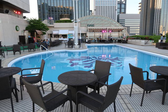 気分はハワイ プールサイドダイニング The Terrace ザ テラス 1 くろにゃんのだめだめダイエット グルメと美と旅 気分はハワイ プールサイドダイニング The Terrace ザ テラス 1 くろにゃんのだめだめダイエット グルメと美と旅
