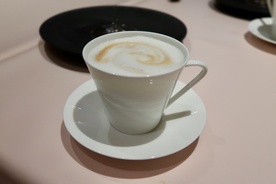 04CA101A-5289-45D4-8066-168753E9B69D