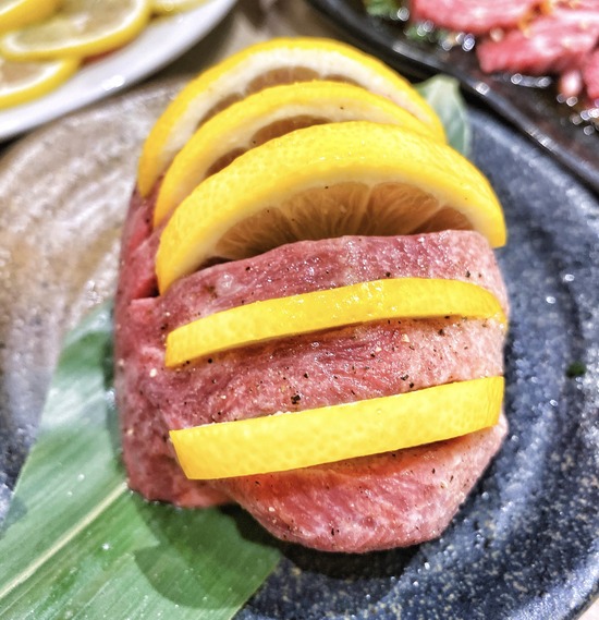 3E363F8D-00E2-4B81-B154-37EA43FEBA8D