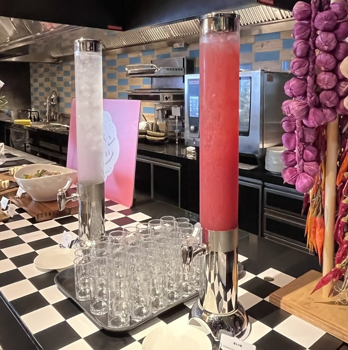 28D201A3-2B3E-4D65-B5CA-7C2F8022368F