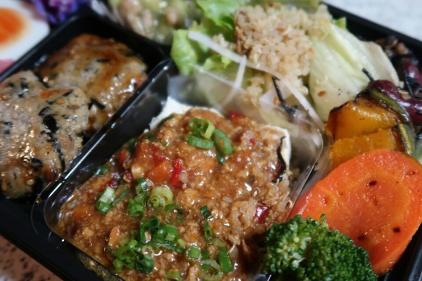 [画像:eabbb600-s.jpg]