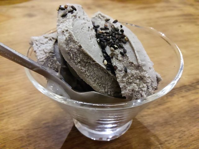 焼肉屋さんのスイーツ 焼肉の牛太 本陣 ヨドバシ梅田店 大阪 梅田 くろにゃんの孤高のグルメ だめだめダイエット